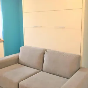 Situé Dans L'hyper Centre D'auray Auray